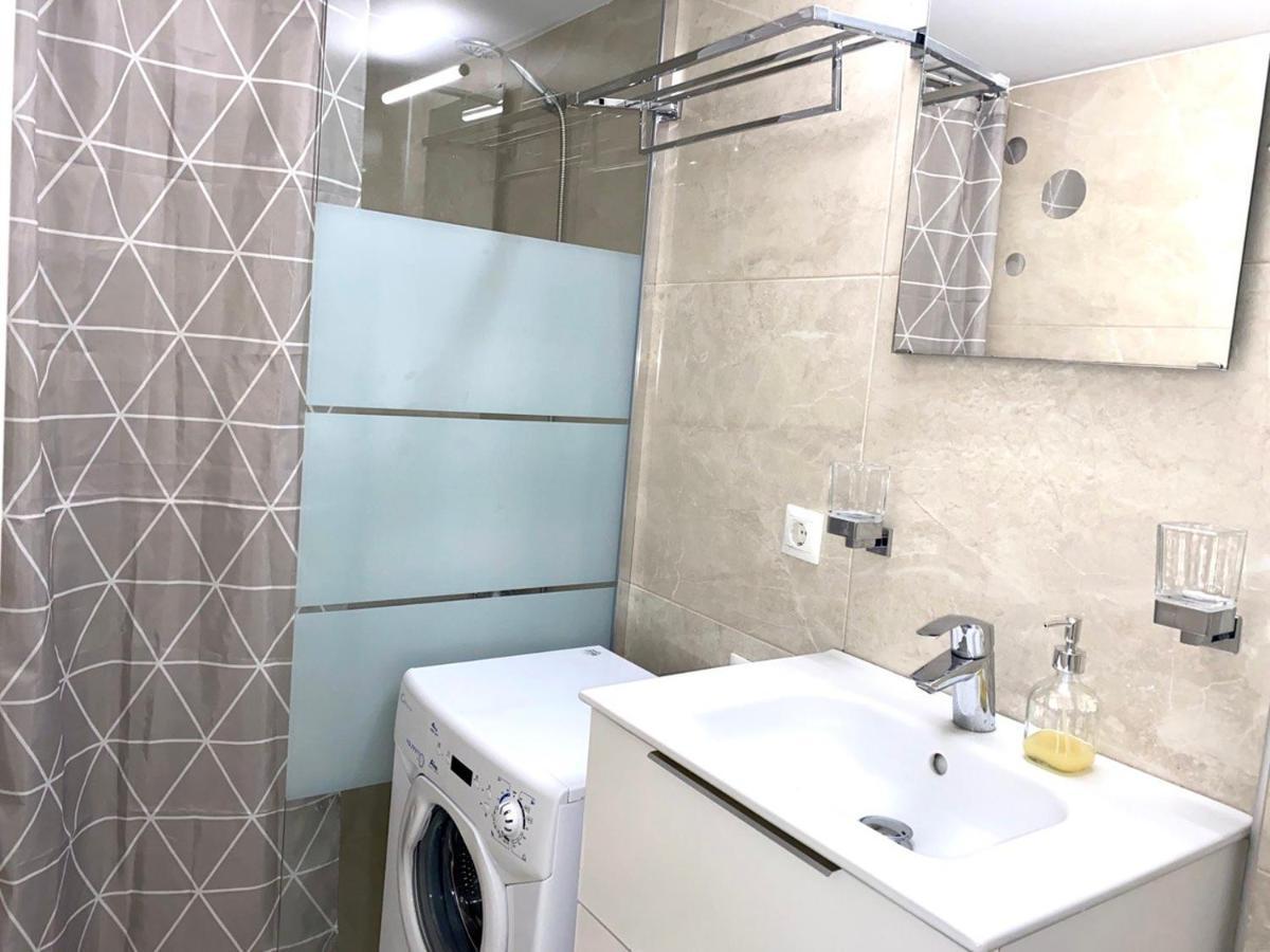 Dafni'S Home Is In 200M To Metro Ag Ioanis أثينا المظهر الخارجي الصورة